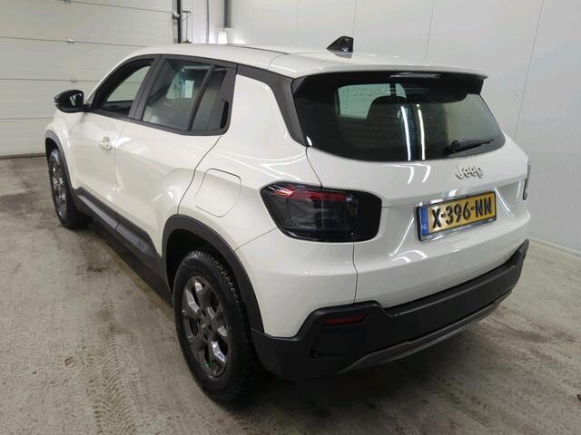 Jeep Avenger Longitude 54 kWh | Navi | Carplay | Stoelverwarming |