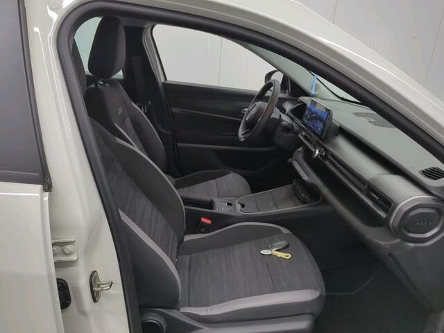 Jeep Avenger Longitude 54 kWh | Navi | Carplay | Stoelverwarming |