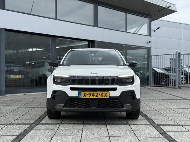 Jeep Avenger Longitude 54 kWh | Navi | Carplay | Stoelverwarming |