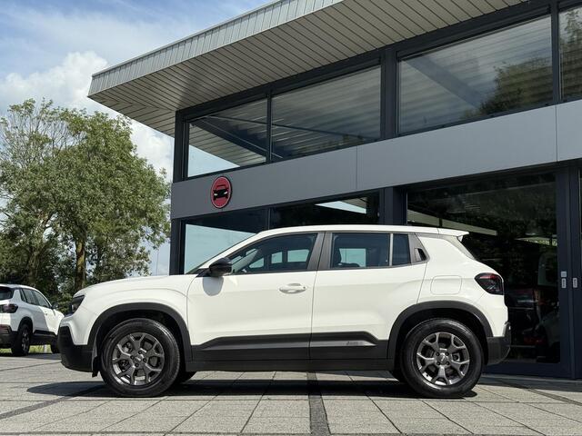 Jeep Avenger Longitude 54 kWh | Navi | Carplay | Stoelverwarming |
