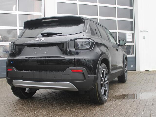 Jeep Avenger Summit 54 kWh | Leder | Apple Carplay | 18"