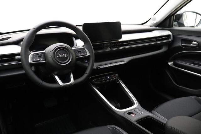 Jeep Avenger 1.2 e-Hybrid Summit Automaat | Navigatie | Elektrische achterklep | Led koplampen | 18'' Licht metalen velgen | Two-tone lak |