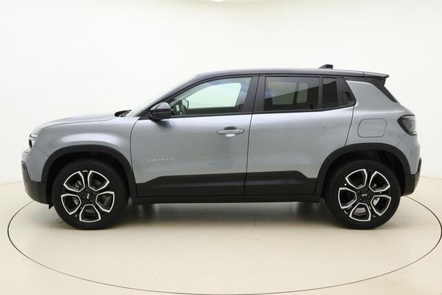 Jeep Avenger Summit 54 kWh | Stoelverwarming | 18'' lichtmetalen velgen | Elektrische achterklep | Navigatie | Two-tone lak | Verwarmde voorruit