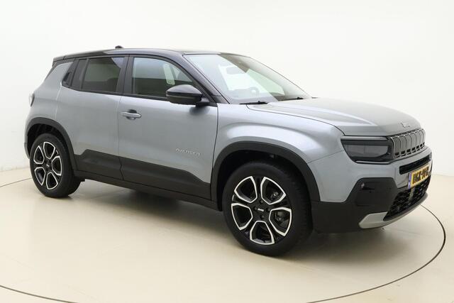 Jeep Avenger Summit 54 kWh | Stoelverwarming | 18'' lichtmetalen velgen | Elektrische achterklep | Navigatie | Two-tone lak | Verwarmde voorruit