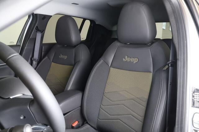 Jeep Avenger Summit 54 kWh - Dodehoek - Elek. achterklep - CarPlay - Camera