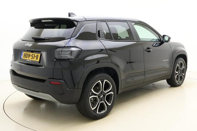 Jeep Avenger Summit 54 kWh | Navigatie | Camera | Keylee | Lichtmetalen velgen | Weinig kilometers | Electrische achterklep | Climate control | DAB Radio | Cruise control |