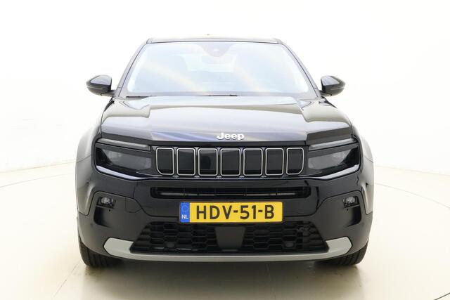 Jeep Avenger Summit 54 kWh | Navigatie | Camera | Keylee | Lichtmetalen velgen | Weinig kilometers | Electrische achterklep | Climate control | DAB Radio | Cruise control |