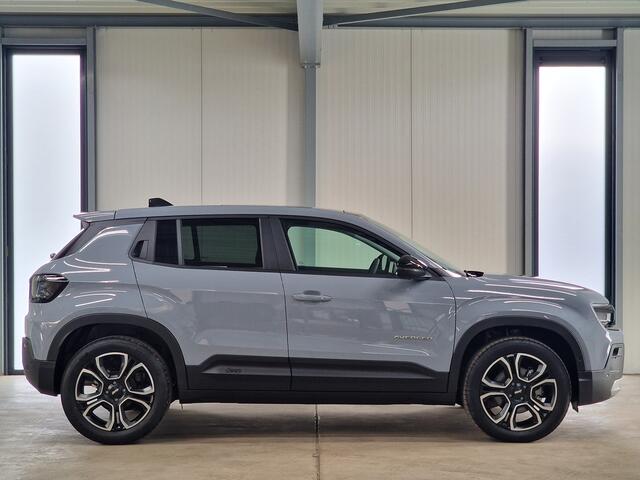 Jeep Avenger 1.2 e-Hybrid Summit | Leder & Winter pack | Elek. Panodak | Storm Grey | Infortainment-pack