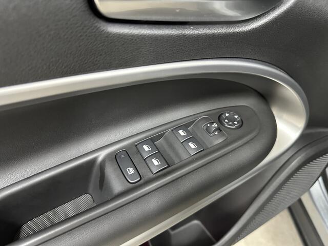 Jeep Avenger 1.2 e-Hybrid Summit | Leder & Winter pack | Elek. Panodak | Infortainment-pack