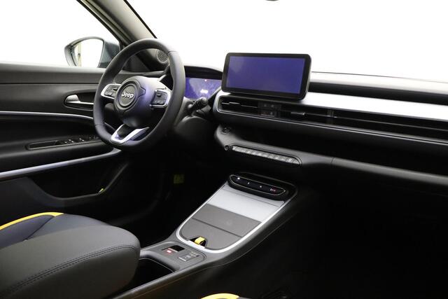 Jeep Avenger 1.2T 4xe The North Face | Limited edition | LED koplampen | All season banden | Dakrails | Adaptieve cruise control | Zwarte hemelbekleding | Navigatie