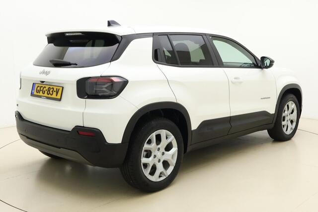 Jeep Avenger Longitude Business Pack 54 kWh | Climate Control | Navigatie | Stoelverwarming | Camera | Private-Glas | Elektrisch pakket | Cruise control | 17" LM-Velgen | LED Verlichting