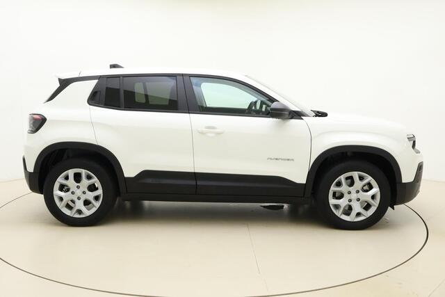 Jeep Avenger Longitude Business Pack 54 kWh | Climate Control | Navigatie | Stoelverwarming | Camera | Private-Glas | Elektrisch pakket | Cruise control | 17" LM-Velgen | LED Verlichting