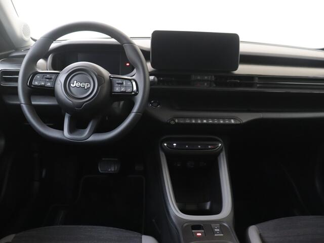 Jeep Avenger Longitude 54 kWh P4