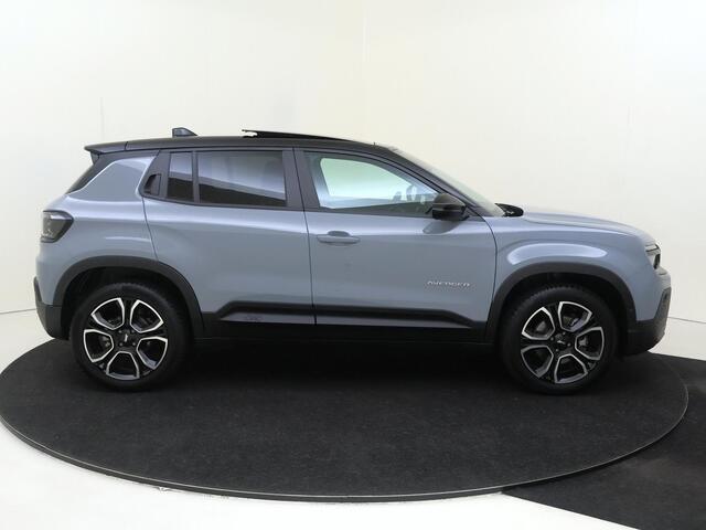 Jeep Avenger Summit 54 kWh Infotainment & Convenience pack | Leder & Winter Pack | airco automatisch |Apple Carplay/Android Auto | Autonomous Emergency Braking | cruise control adaptief met Stop&Go en stuurhulp | dodehoek detectie | full-LED koplampen | lichtmetalen v
