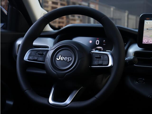 Jeep Avenger Summit 54kWh | Leder | Winter | Carplay | Camera