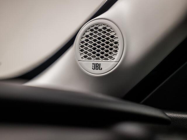 Jeep Avenger 1.2 Altitude Sport (APPLE CARPLAY, GROOT NAVI, 360 CAMERA, JBL AUDIO, STOELVERWARMING, SPORTSTOELEN, KEYLESS, ADAPTIVE CRUISE, GETINT GLAS, NIEUWSTAAT)