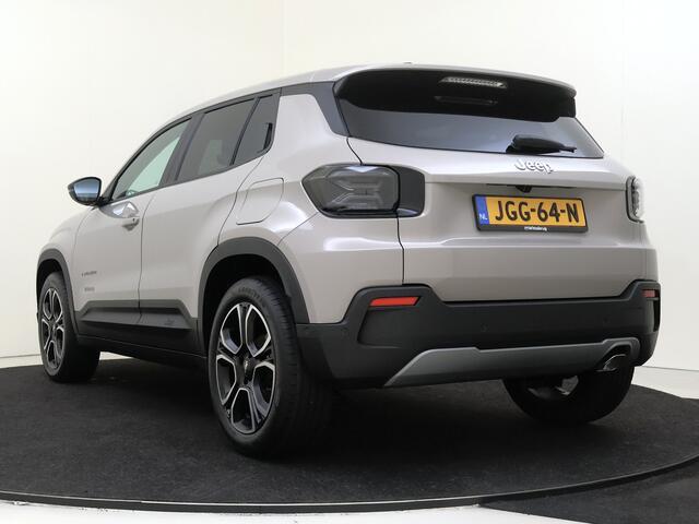 Jeep Avenger 1.2 e-Hybrid Summit | Winter Pack | Achteruitrijcamera | Adaptive cruise control | Connected services | Schakelpaddles |