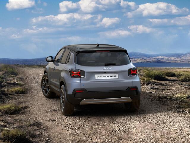 Jeep Avenger Summit 54 kWh | Winter Pack | Infotainment& Convience Pack | Schuif/Kanteldak | Warmtepomp | Bicolore lak