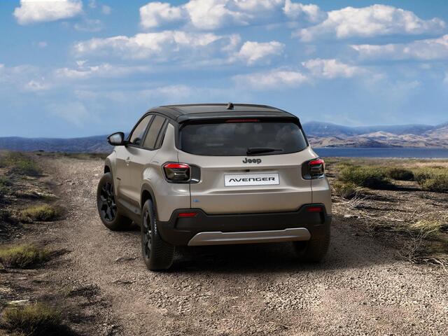 Jeep Avenger Black Edition 54 kWh | Schuif/Kanteldak | Winter Pack | Infotainment&Convenience Pack | Bicolore