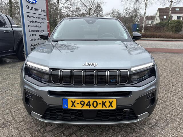 Jeep Avenger Summit 54 kWh |SCI|156pk Automaat | Adaptieve Cruise | Achteruitrijcamera | Elektrische Achterklep