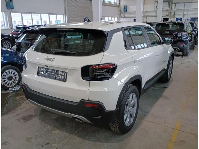 Jeep Avenger 1.2 Altitude Navigatie/Tel/Parkeerhulp.