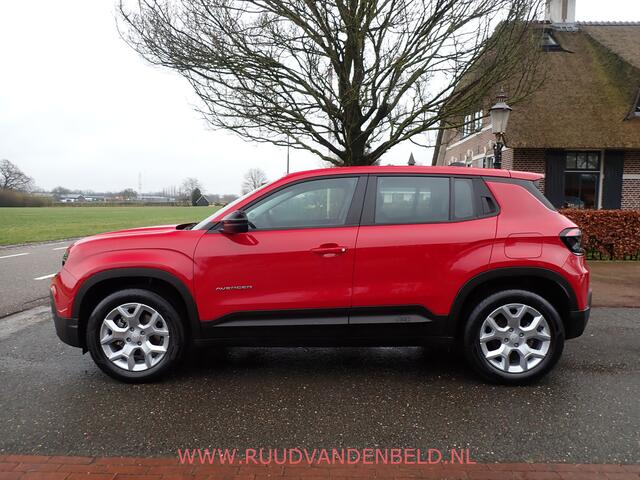 Jeep Avenger Altitude 54kWh ACC / CARPLAY / PDC / WARMTEPOMP