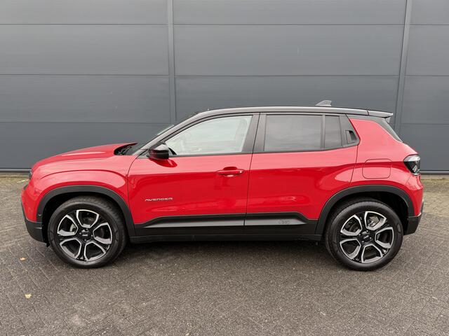 Jeep Avenger 100pk Summit (Elektrisch Schuifdak - JBL - Keyless Entry - Elektrische klep - Leder incl stoelverwarming - LED - Camera - Adaptieve Cruise Controle - 18")