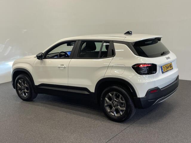 Jeep Avenger Longitude Automaat 54 kWh Navigatie Apple Carplay/Android Auto Climate Control Cruise Control Lichtmetalen Velgen Dab Keyless Parkeer Sensoren