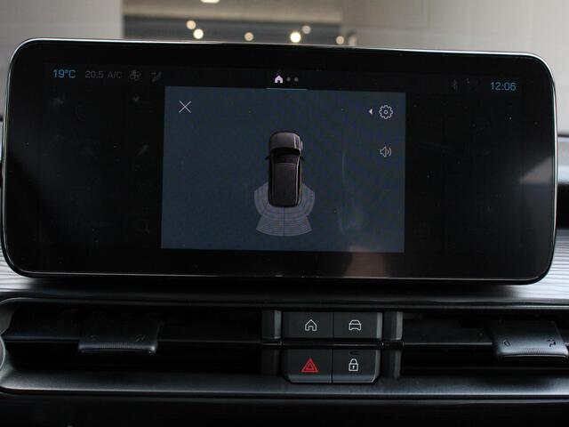 Jeep Avenger Longitude 54 kWh Automaat | Navigatie | Apple Carplay/ Android Auto | Parkeersensor achter | Cruise Control | Stoelverwarming | Full LED | Virtual Cockpit | Climate Control