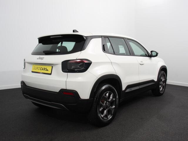 Jeep Avenger Longitude 54 kWh Automaat | Navigatie | Apple Carplay/ Android Auto | Parkeersensor achter | Cruise Control | Stoelverwarming | Full LED | Virtual Cockpit | Climate Control