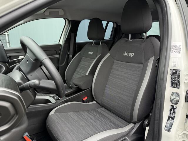 Jeep Avenger BWJ 12-2023 | 157PK Longitude 54 kWh AUTOMAAT | | NAVI | CLIMA | CRUISE | CARPLAY | KEYLESS | PDC | LMV | PRIVACY GLASS |