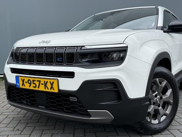 Jeep Avenger BWJ 12-2023 | 157PK Longitude 54 kWh AUTOMAAT | | NAVI | CLIMA | CRUISE | CARPLAY | KEYLESS | PDC | LMV | PRIVACY GLASS |
