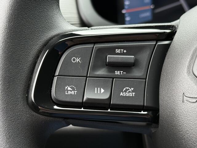 Jeep Avenger BWJ 12-2023 | 157PK Longitude 54 kWh AUTOMAAT | | NAVI | CLIMA | CRUISE | CARPLAY | KEYLESS | PDC | LMV | PRIVACY GLASS |