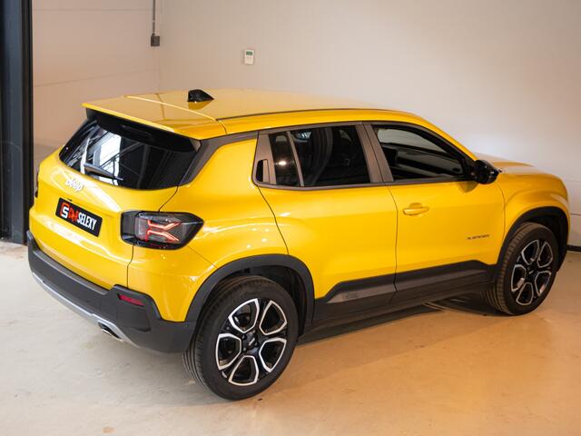 Jeep Avenger 1.2 e-Hybrid Summit