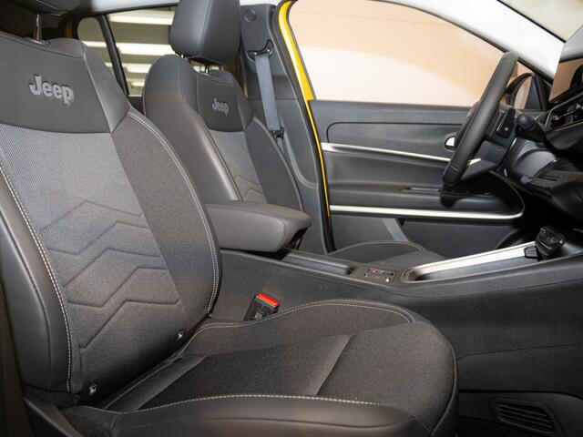 Jeep Avenger 1.2 e-Hybrid Summit