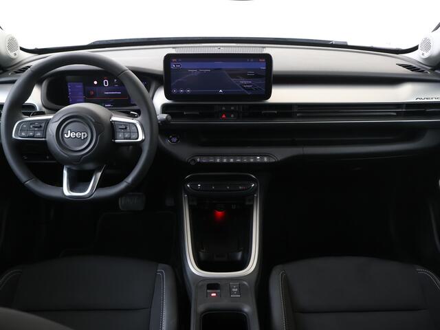 Jeep Avenger 1.2 e-Hybrid Summit