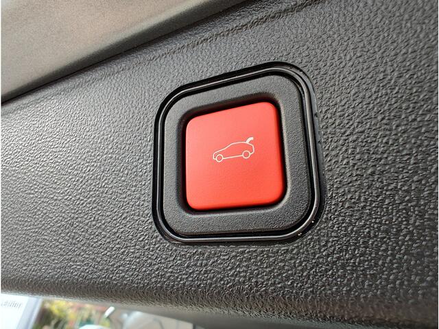 Jeep Avenger 1.2 ALTITUDE JBL | Stoelverwarming | Navi | Camera