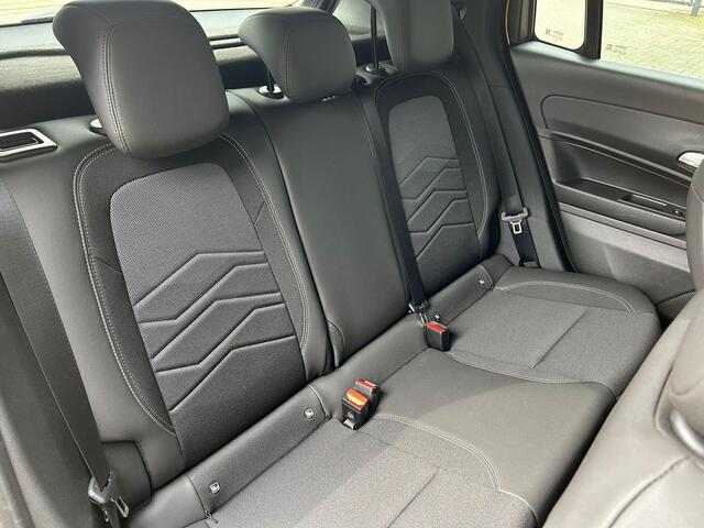 Jeep Avenger 1.2 E-HYBRID SUMMIT I AUTOMAAT I APPLE CARPLAY I I P-CAMERA I JBL AUDIO