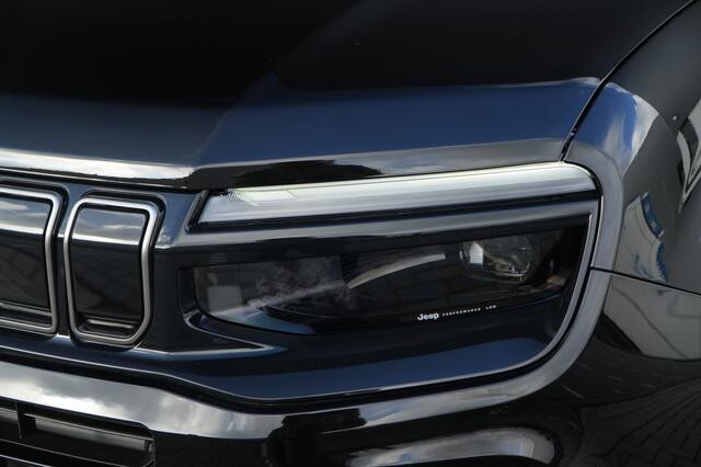 Jeep Avenger 1.2 e-Hybrid Summit | Pano | Navi | JBL | Camera | Winter | 18"
