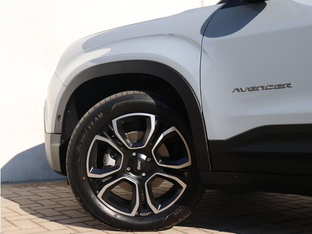 Jeep Avenger 1.2 e-Hybrid Summit | Navi | JBL | Camera | Winter | 18"