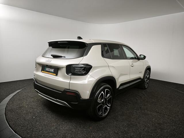 Jeep Avenger Summit 54 kWh | Camera | SoH 97,8% | Adaptieve cruise | AppleCarplay AndroidAuto Navigatie | LED |