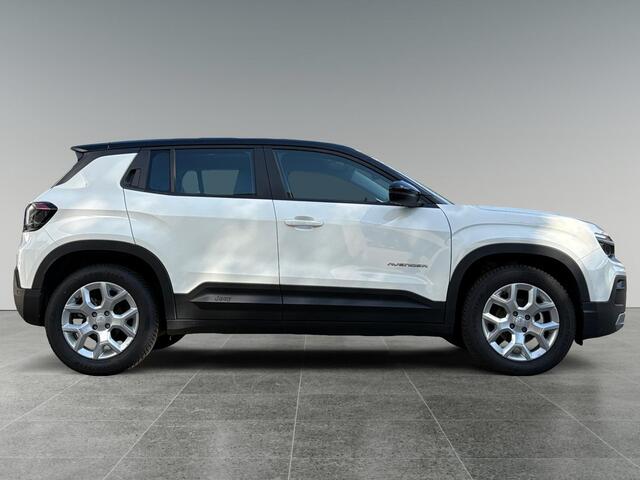 Jeep Avenger Altitude 1.2 Turbo 100pk | TWO-TONE | JBL HIFI | ELEKTR. ACHTERKLEP | STOELVERW. | ADAPTIVE CRUISE | CAMERA | NAVI | 17" LM | CLIMA | DAB+