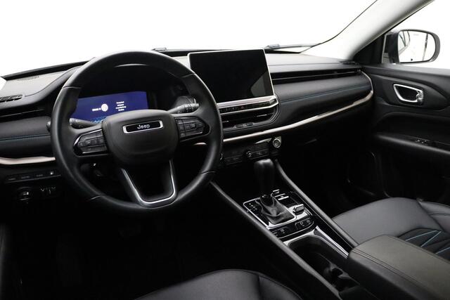 Jeep COMPASS 4xe 240 Plug-in Hybrid Electric S Automaat | Navigatie | Lederen bekleding | Camera | Keyless | Zwart dak | Dakrails | Lichtmetalen velgen black | Climate control