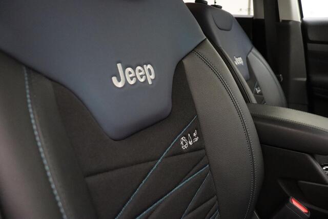 Jeep COMPASS 4xe 240 Plug-in Hybrid Electric S Automaat | Navigatie | Lederen bekleding | Camera | Keyless | Zwart dak | Dakrails | Lichtmetalen velgen black | Climate control