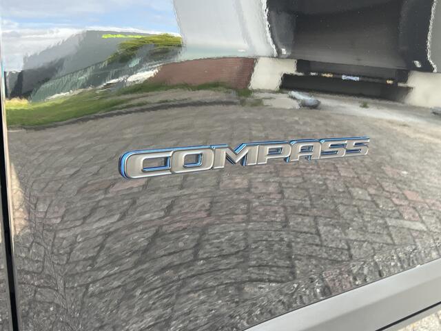 Jeep COMPASS 4xe Night Eagle 190 PK | Business Pack | Winter Pack