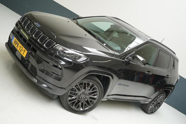 Jeep COMPASS 4xe 240 Plug-in Hybrid Electric S | Leder | Navigatie | Achteruitrijcamera | Stuurverwarming