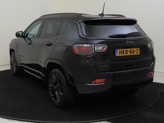 Jeep COMPASS 4xe 240 Plug-in Hybrid Electric S | Panoramadak | Leder | Navigatie