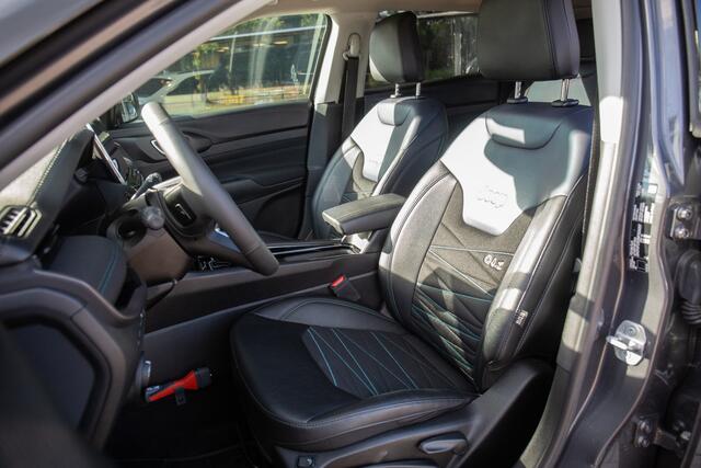 Jeep COMPASS 4xe 240 Plug-in Hybrid Electric Upland , Adap. cruise, 360°camera,