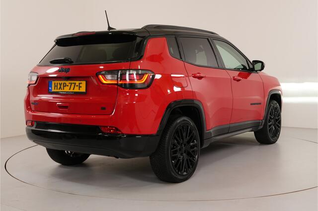 Jeep COMPASS 4xe 240 pk PHEV | Leer | 19" | Stl. verw. | Camera 360° | Memory | Adaptive | Dodehoek | Inparkeer |