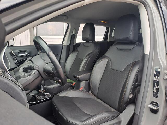 Jeep COMPASS 1.3T Limited, Navigatie, Camera, Stoel/Stuur Verwarming, Trekhaak, DAB